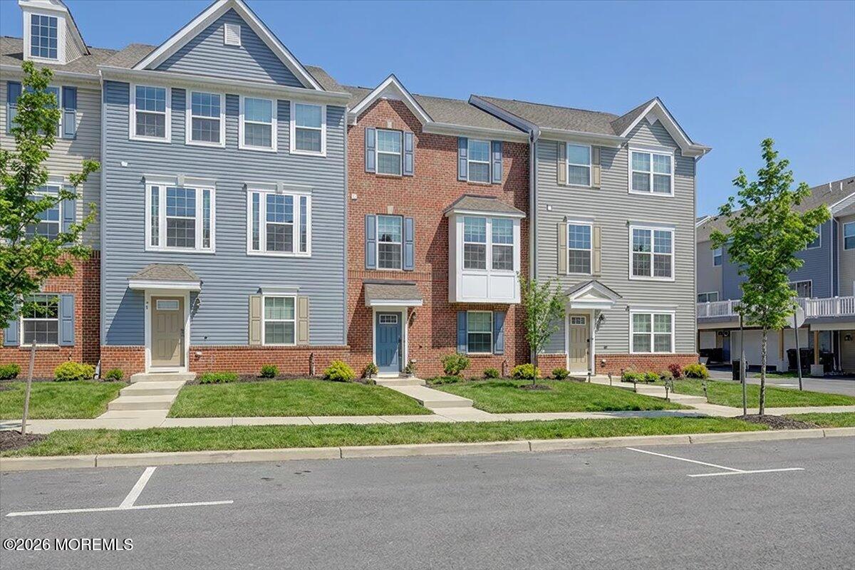 77 Anchor Way Cliffwood, NJ 07721 - Photo 5 of 40 05-Front of Home