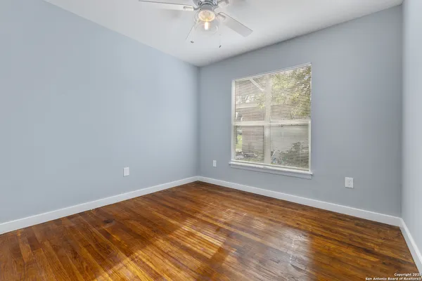 $1,590 | 534 Cicero Avenue, San Antonio, TX 78218