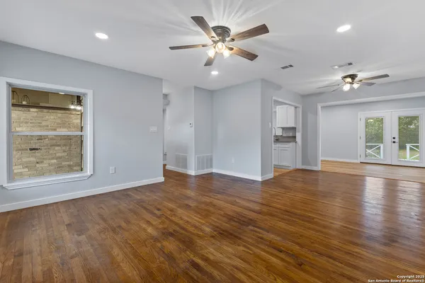 $1,590 | 534 Cicero Avenue, San Antonio, TX 78218