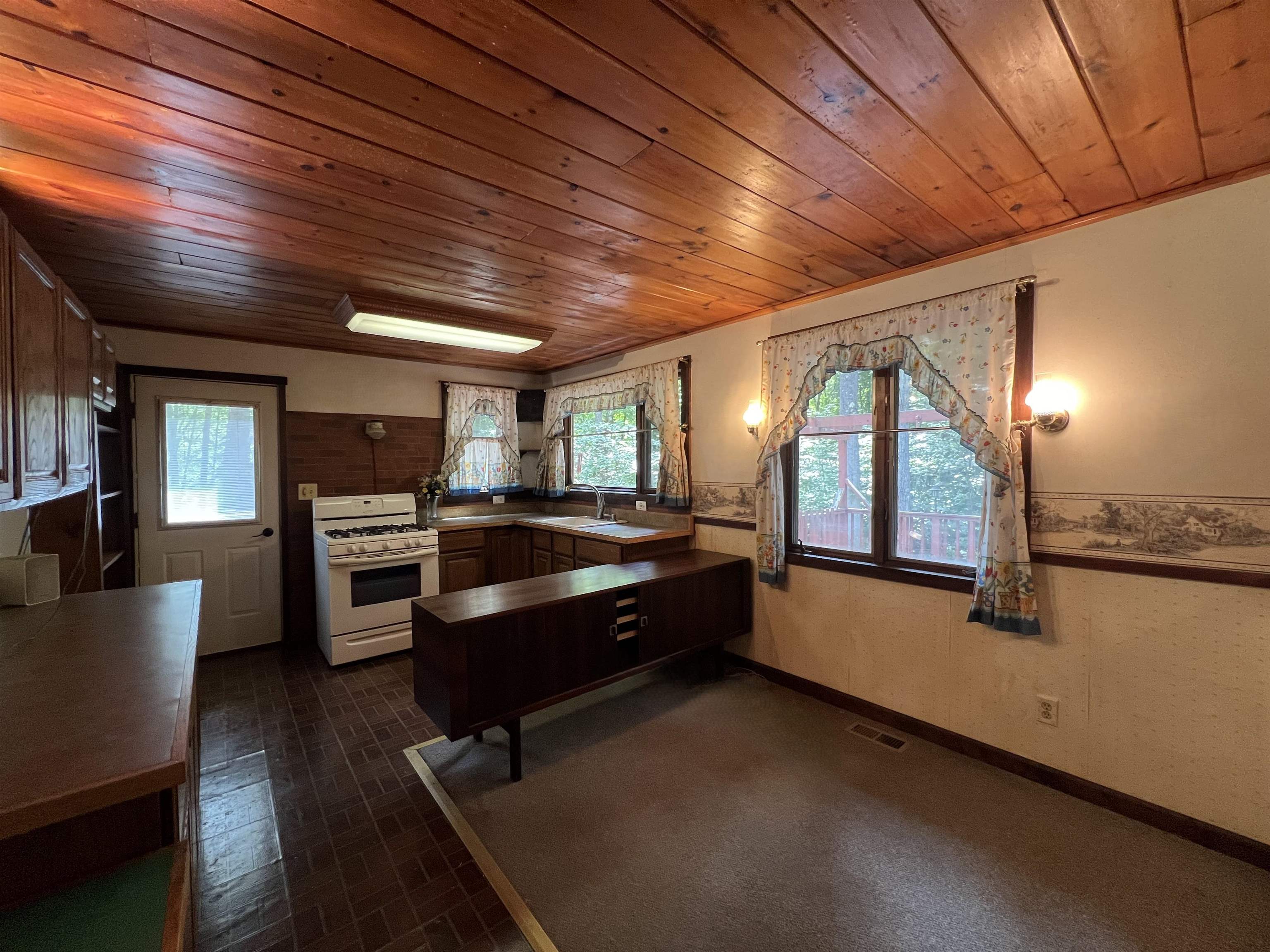 929 Anderson Road Grafton, VT 05146 - Photo 8 of 15