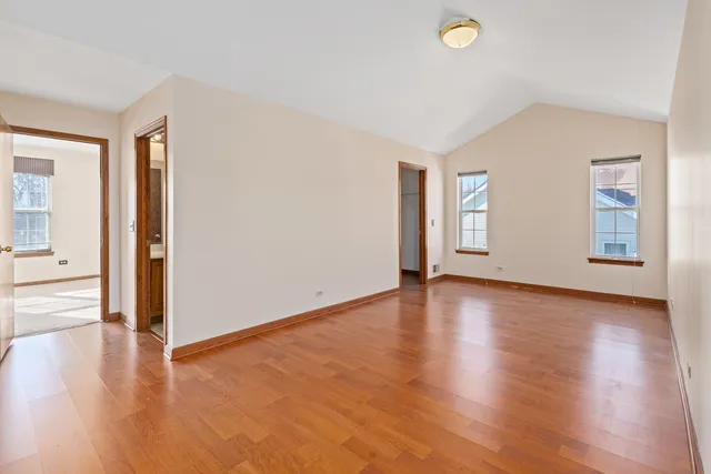 $395,000 | 178 Mistwood Lane, North Aurora, IL 60542