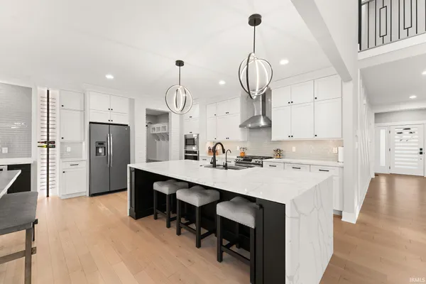 $999,000 | 9343 Iris Drive, St. John, IN 46373