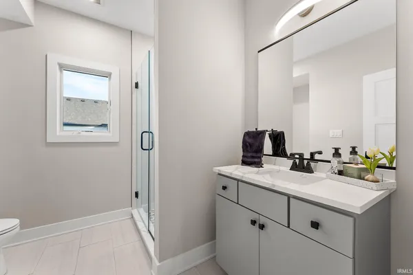 $999,000 | 9343 Iris Drive, St. John, IN 46373