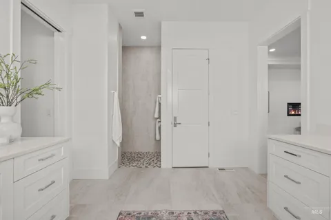 $1,997,000 | 2379 South Mallard Wing Way, Eagle, ID 83616