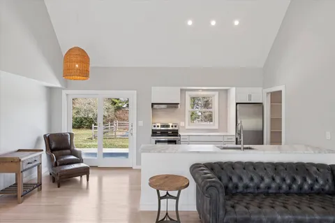 $2,495,000 | 107 Seven Ponds Road, Water Mill, NY 11976