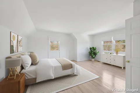 $2,495,000 | 107 Seven Ponds Road, Water Mill, NY 11976