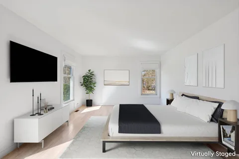 $2,495,000 | 107 Seven Ponds Road, Water Mill, NY 11976