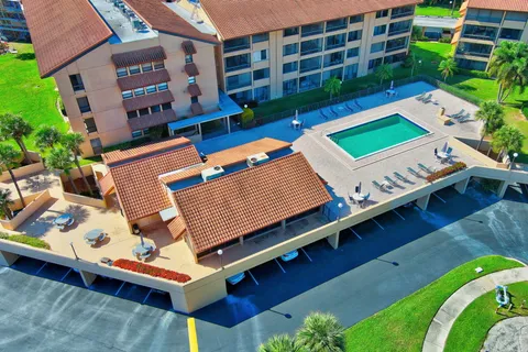 $415,000 | 1030 Us Highway, Unit 105, North Palm Beach, FL 33408