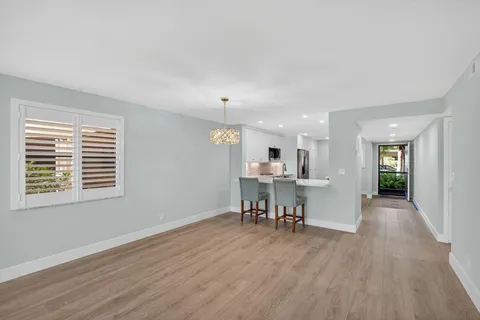 $415,000 | 1030 Us Highway, Unit 105, North Palm Beach, FL 33408