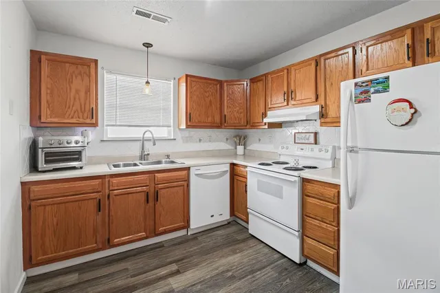 $210,000 | 720 Valentine Street, Festus, MO 63028