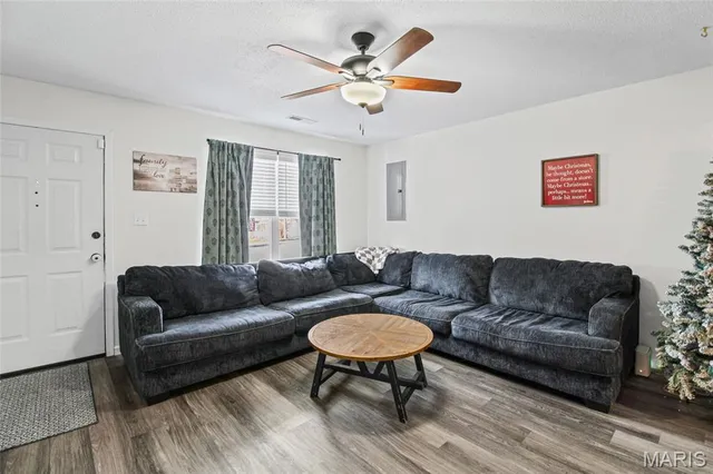 $210,000 | 720 Valentine Street, Festus, MO 63028