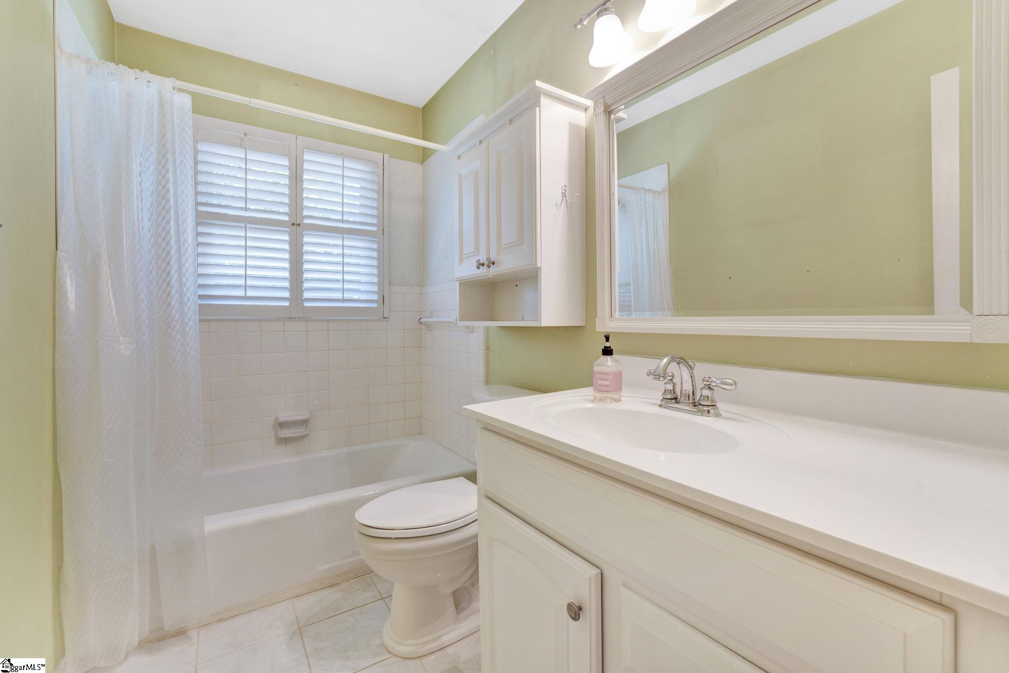 3 Hillbrook Road Taylors, SC 29687 - Photo 17 of 23 Gallery Image 17