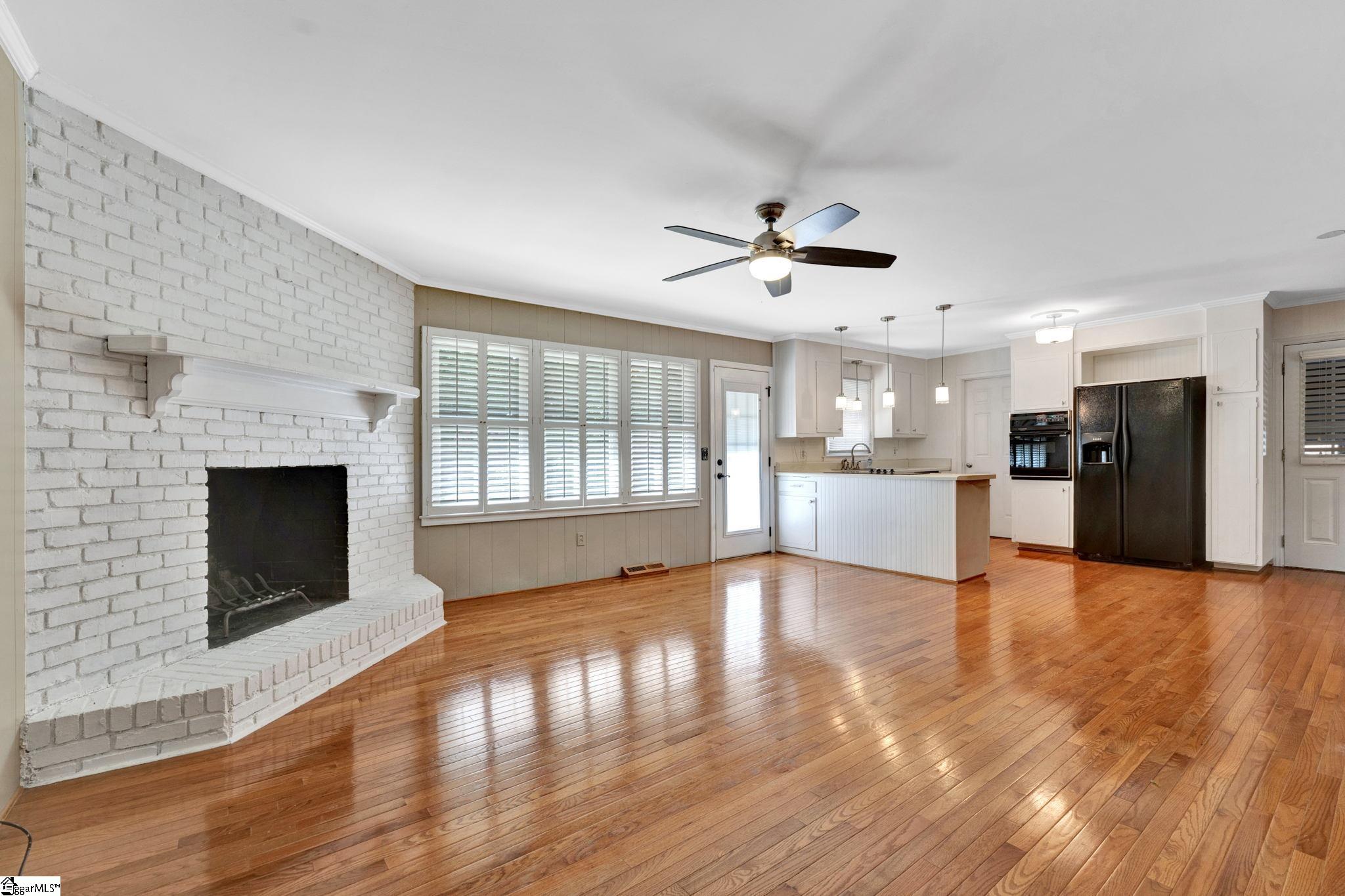 3 Hillbrook Road Taylors, SC 29687 - Photo 3 of 23 Gallery Image 3