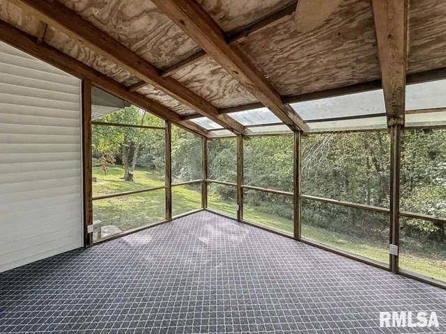 $314,900 | 39 Butternut Hill Drive, Carbondale, IL 62903