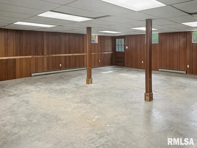 $314,900 | 39 Butternut Hill Drive, Carbondale, IL 62903