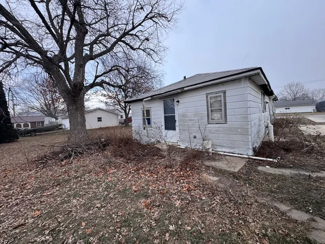 $20,000 | 454 South 7th Avenue, Canton, IL 61520