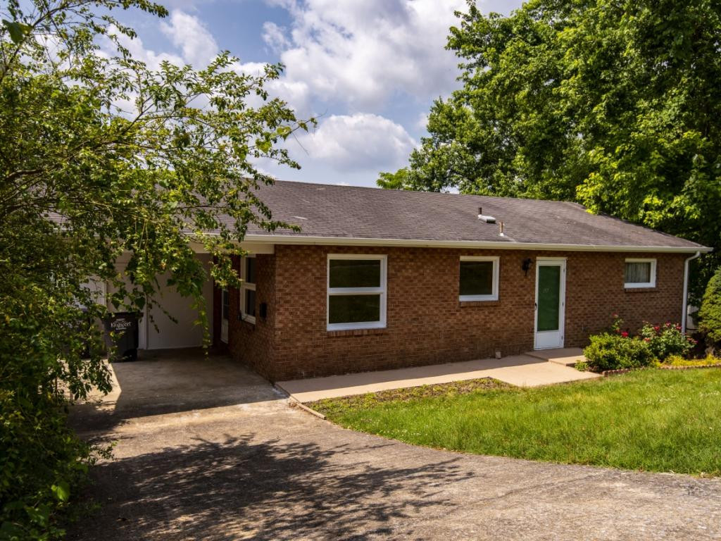 537 Bays View Road Kingsport, TN 37660 - Photo 36 of 36 Photo 36