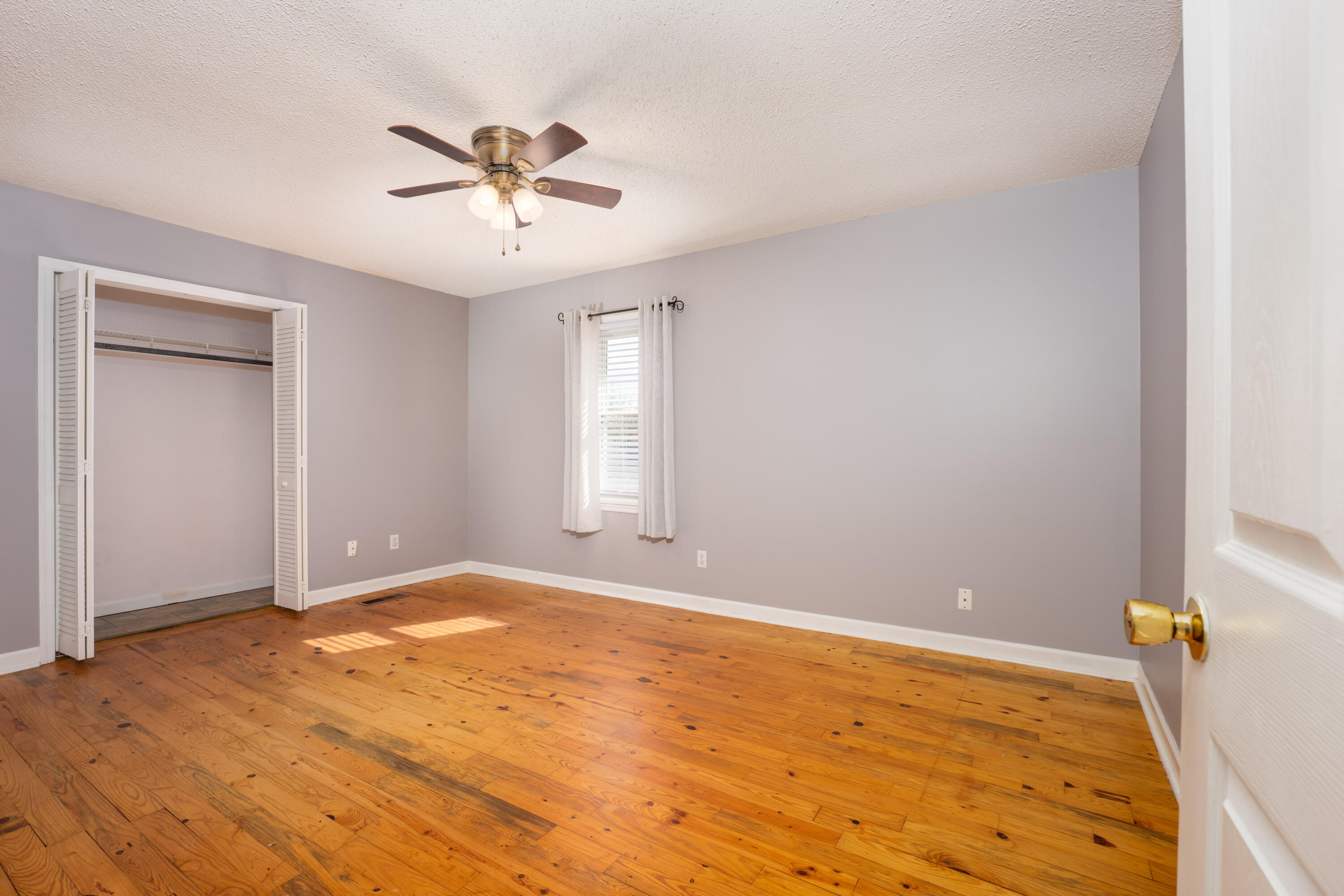 1616 Roberson Road Hixson, TN 37343 - Photo 16 of 36 Bedroom 1