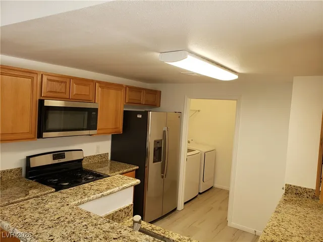 $1,460 | 10001 Peace Way, Unit 1335, Las Vegas, NV 89147