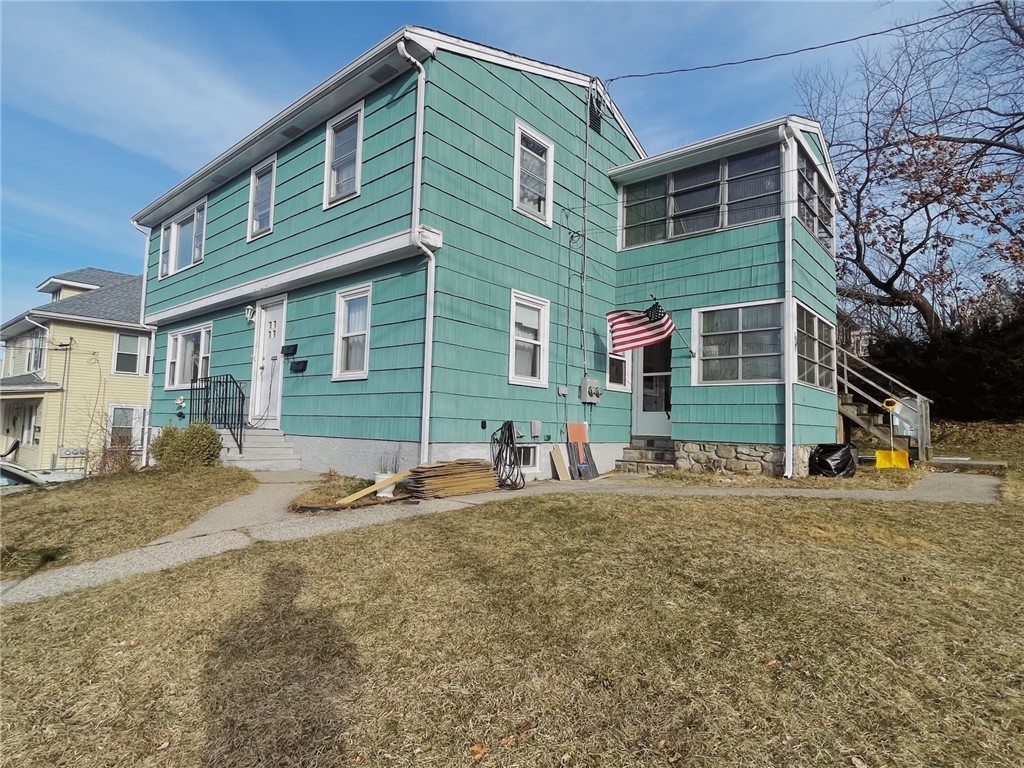 216 Ward Street Woonsocket, RI 02895 - Photo 2 of 19