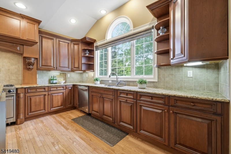 8 Ridgeline Drive Long Valley, NJ 07853 - Photo 17 of 50
