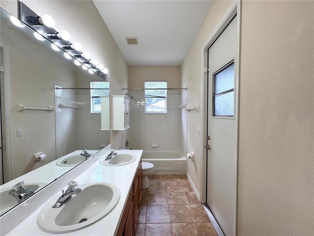 10118 Shortwood Lane Orlando, FL 32836 - Photo 26 of 35
