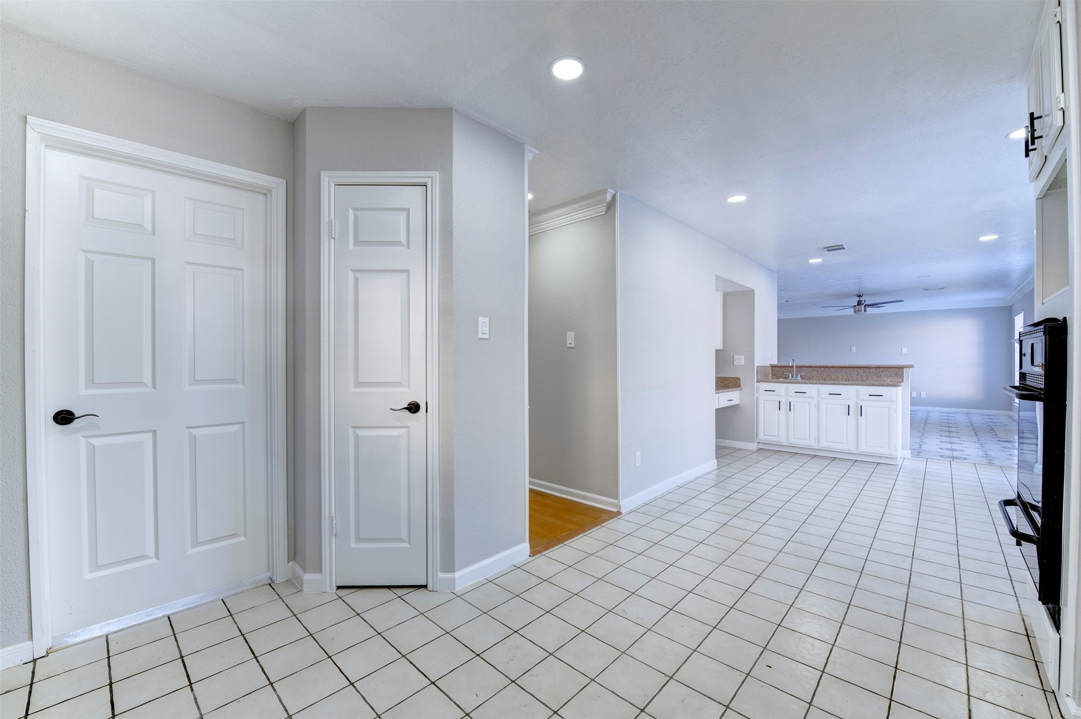 11434 High Bridge Court Houston, TX 77065 - Photo 12 of 31 a view of a livingroom with bathroom and furniture