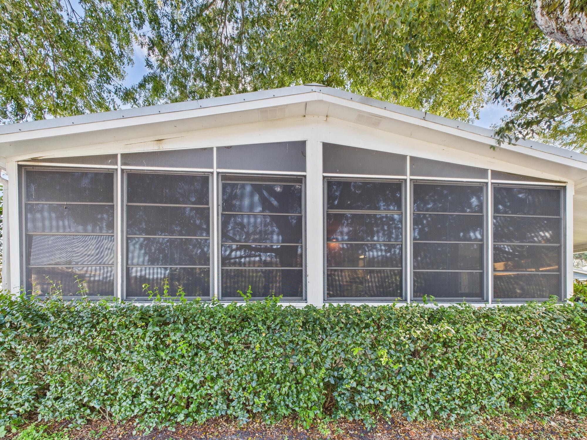 407 Northeast 8th Avenue Okeechobee, FL 34972 - Photo 46 of 66 CAM03600G0-PR0077-STILL019