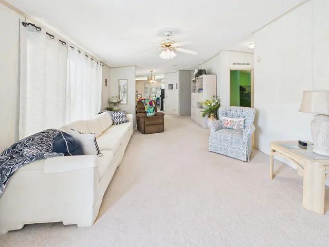 $295,000 | 407 Northeast 8th Avenue, Okeechobee, FL 34972