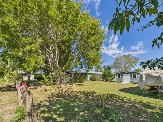 $295,000 | 407 Northeast 8th Avenue, Okeechobee, FL 34972