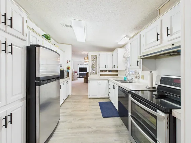 $295,000 | 407 Northeast 8th Avenue, Okeechobee, FL 34972