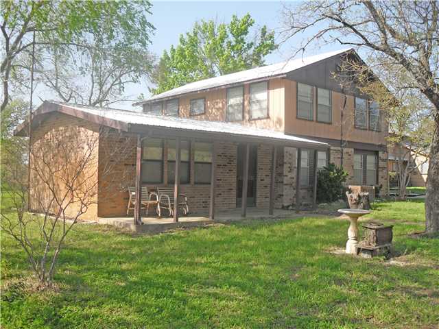 17 Burns Road Luling, TX 78648 - Photo 1 of 1 Gallery Image 1