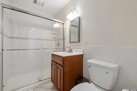 $1,538,000 | 112 Village Hill Drive, Dix Hills, NY 11746