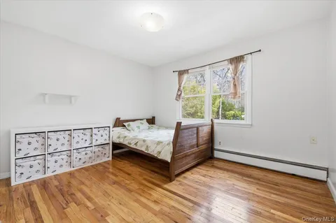 $1,538,000 | 112 Village Hill Drive, Dix Hills, NY 11746