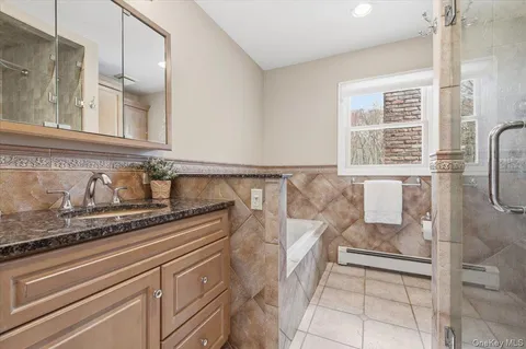 $1,538,000 | 112 Village Hill Drive, Dix Hills, NY 11746