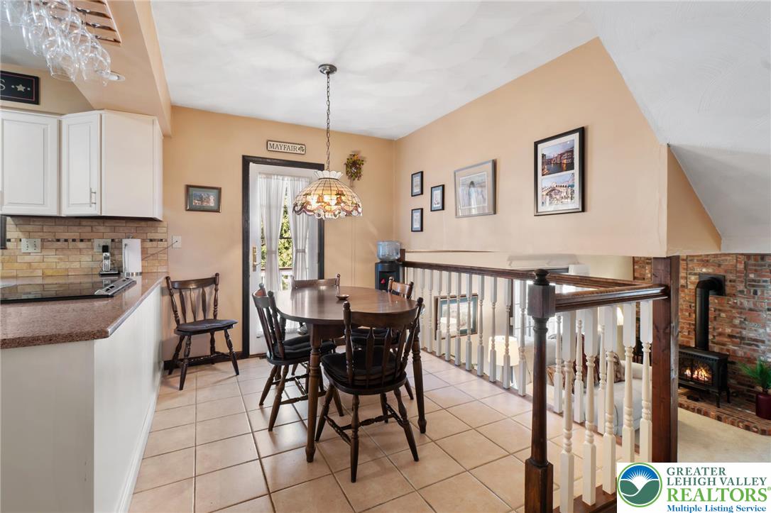 1029 Hawthorn Road Allentown, PA 18103 - Photo 8 of 48