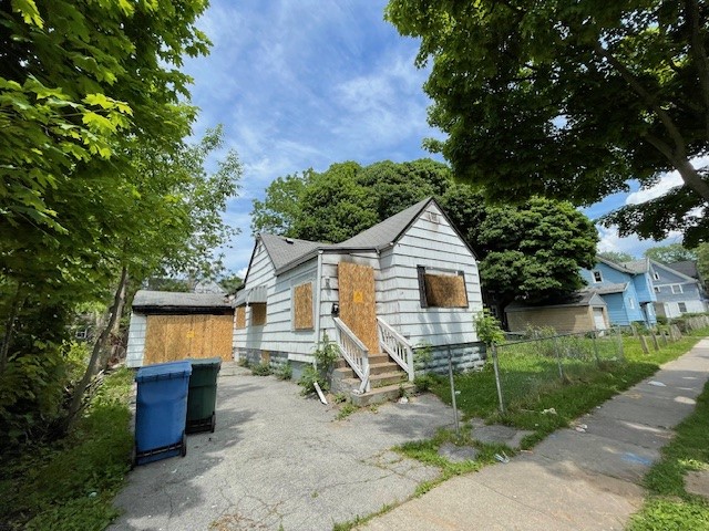 114 Glendale Park Rochester, NY 14613 - Photo 1 of 1 Gallery Image 1