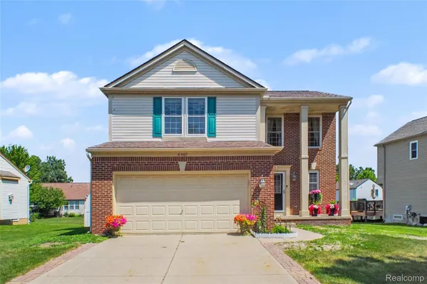 $345,000 | 6467 Cranberry Drive, Holly, MI 48442
