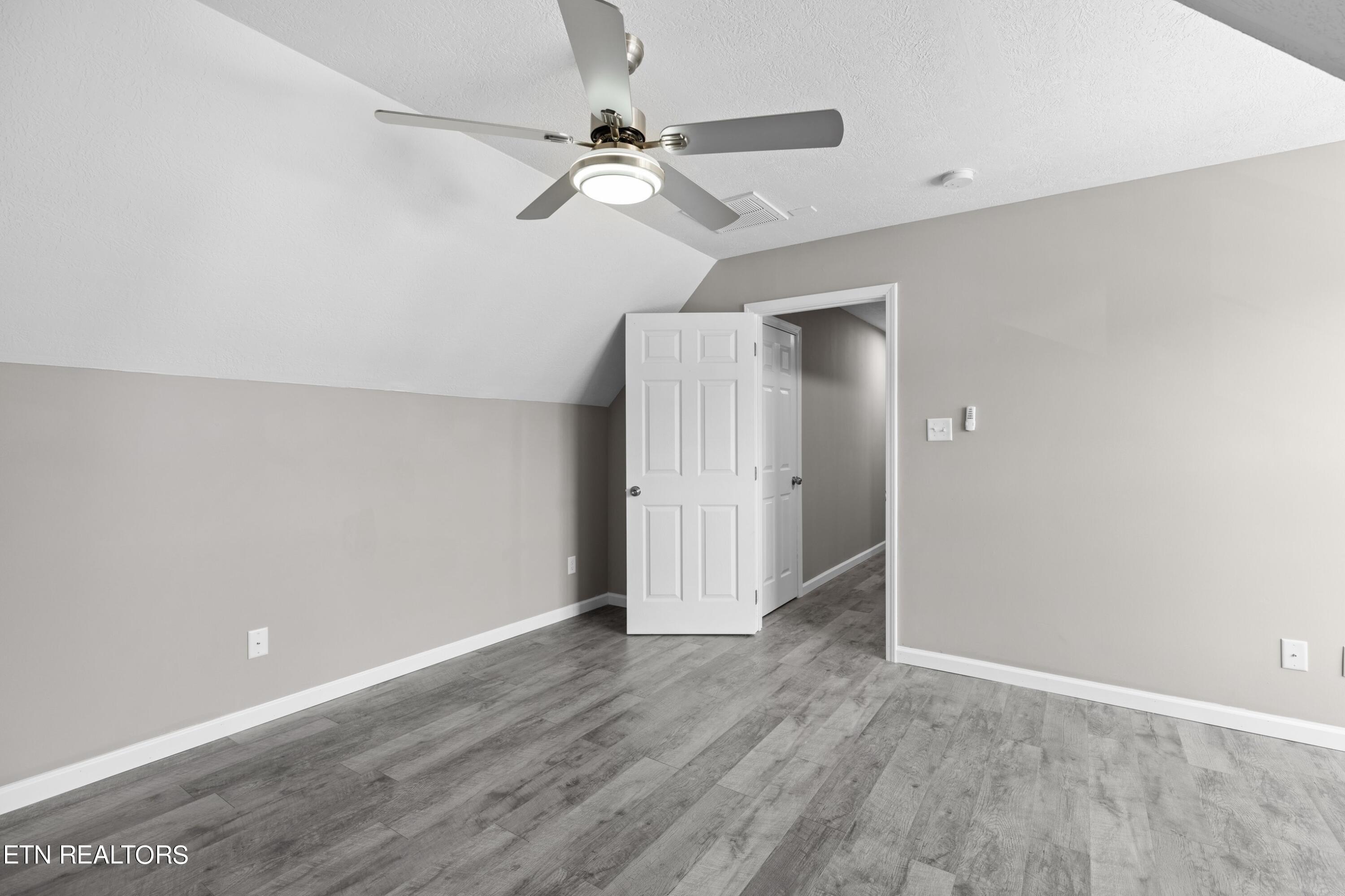 2134 Cartmill Drive Powell, TN 37849 - Photo 24 of 31 DL5A3957.jpg-SMALL