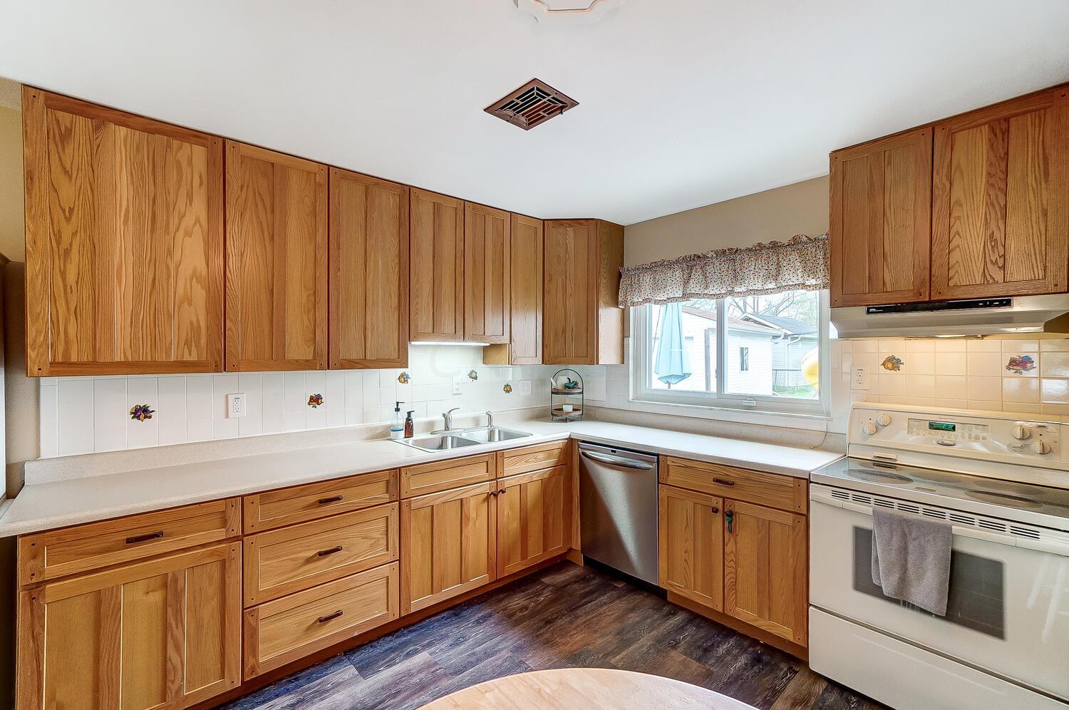 5405 Darcy Road Columbus, OH 43229 - Photo 16 of 48 50035873-016_web