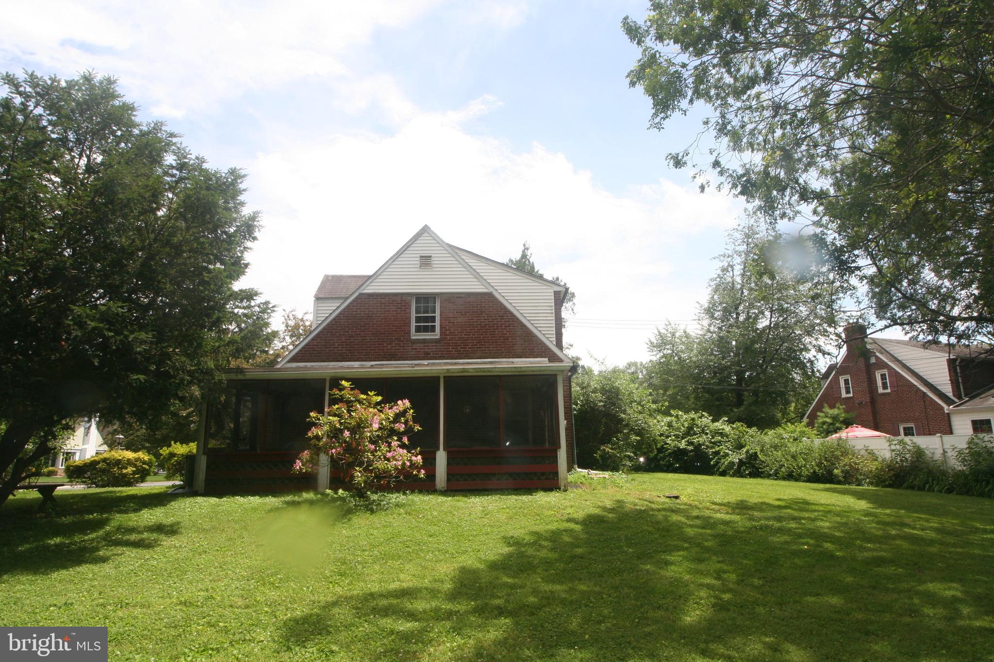 231 Oreland Mill Road Oreland, PA 19075 - Photo 2 of 16 Exterior side
