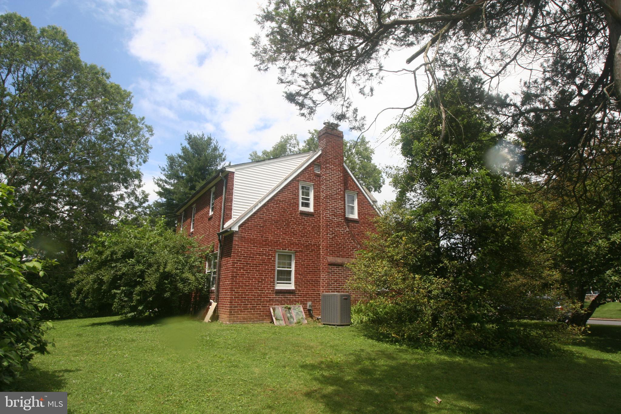 231 Oreland Mill Road Oreland, PA 19075 - Photo 5 of 16 Exterior side