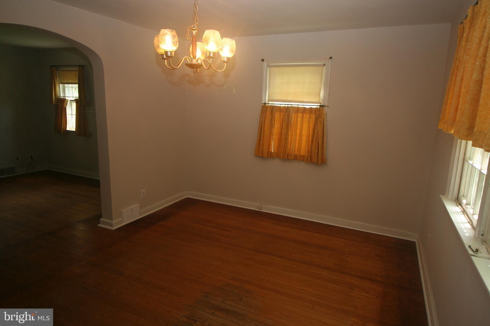 231 Oreland Mill Road Oreland, PA 19075 - Photo 9 of 16 Dining room