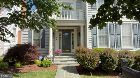 $1,139,000 | 406 Cork Tree Lane, Rockville, MD 20850