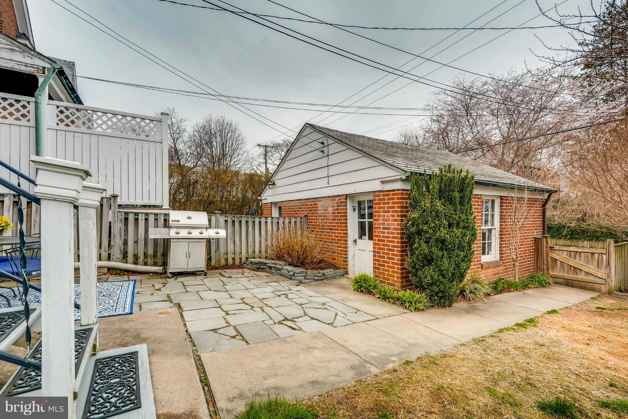 212 Hopkins Road Baltimore, MD 21212 - Photo 14 of 16 Exterior (Rear)