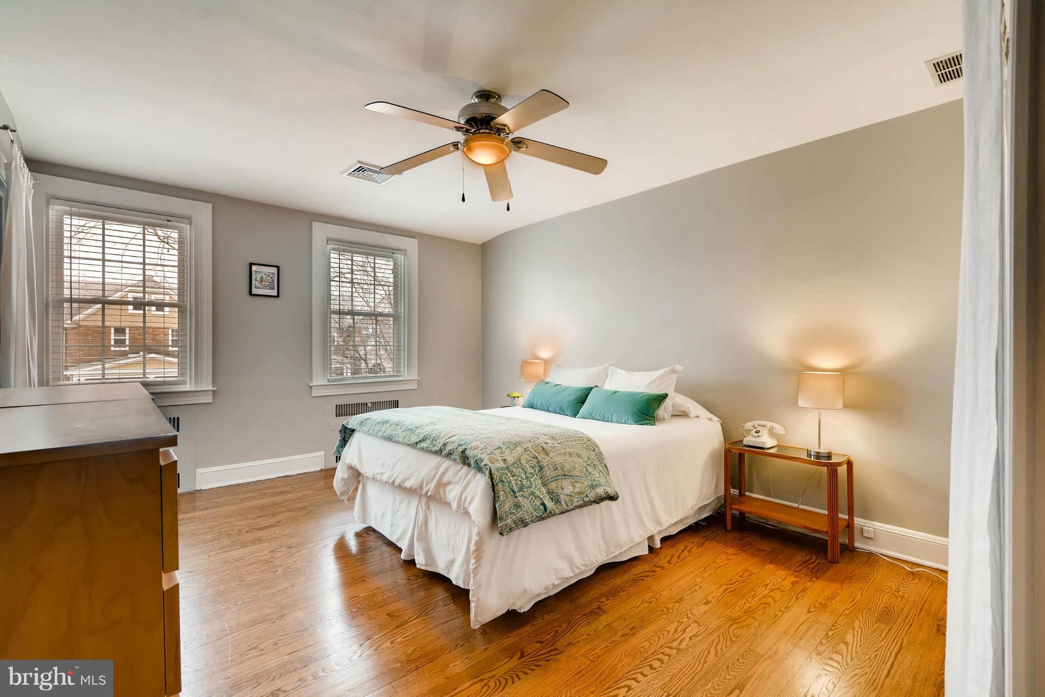 212 Hopkins Road Baltimore, MD 21212 - Photo 6 of 16 Bedroom (Master)