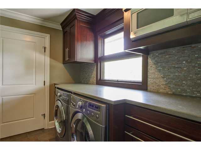 3090 Carisbrook Road Columbus, OH 43221 - Photo 13 of 24