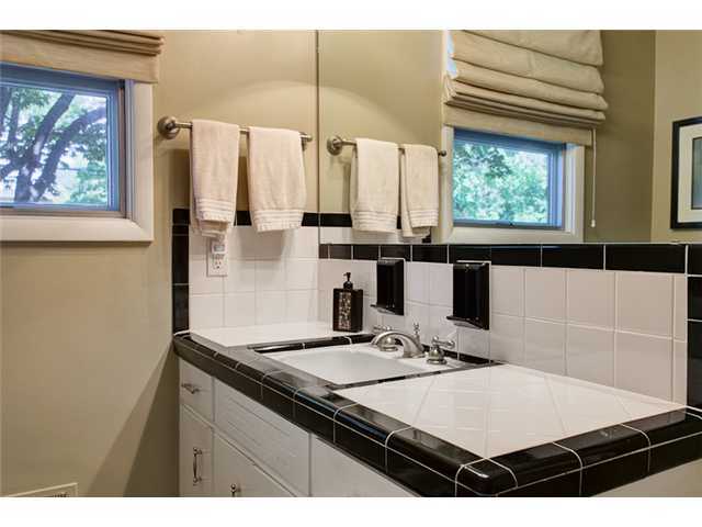 3090 Carisbrook Road Columbus, OH 43221 - Photo 16 of 24