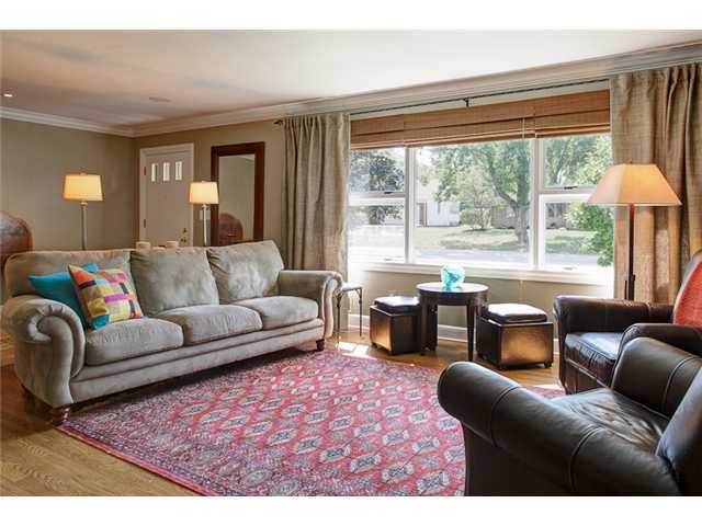 3090 Carisbrook Road Columbus, OH 43221 - Photo 4 of 24