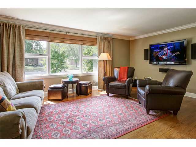 3090 Carisbrook Road Columbus, OH 43221 - Photo 5 of 24